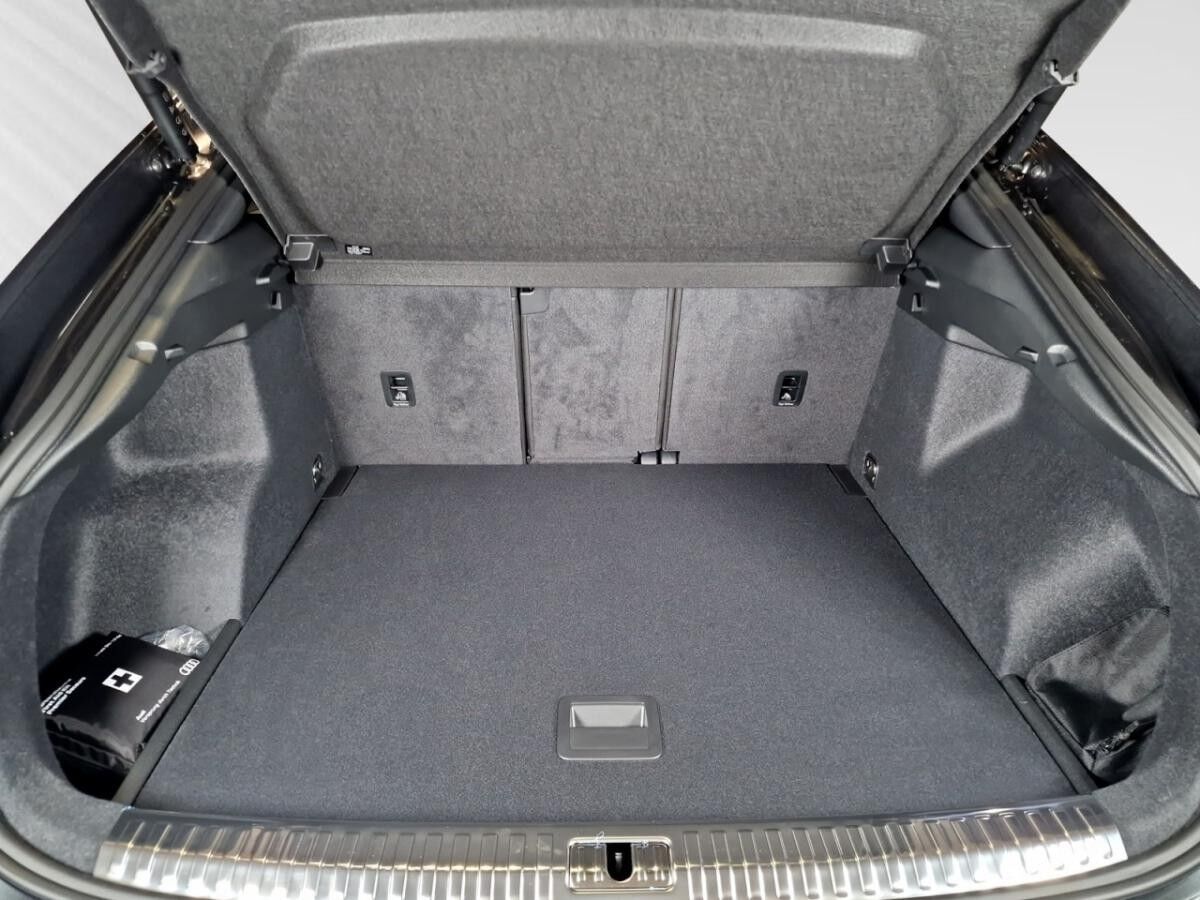 Audi Q3 Sportback  ⚡Eroberungsangebot⚡Sofort Verfügbar⚡S line 45 TFSI quattro S-tronic