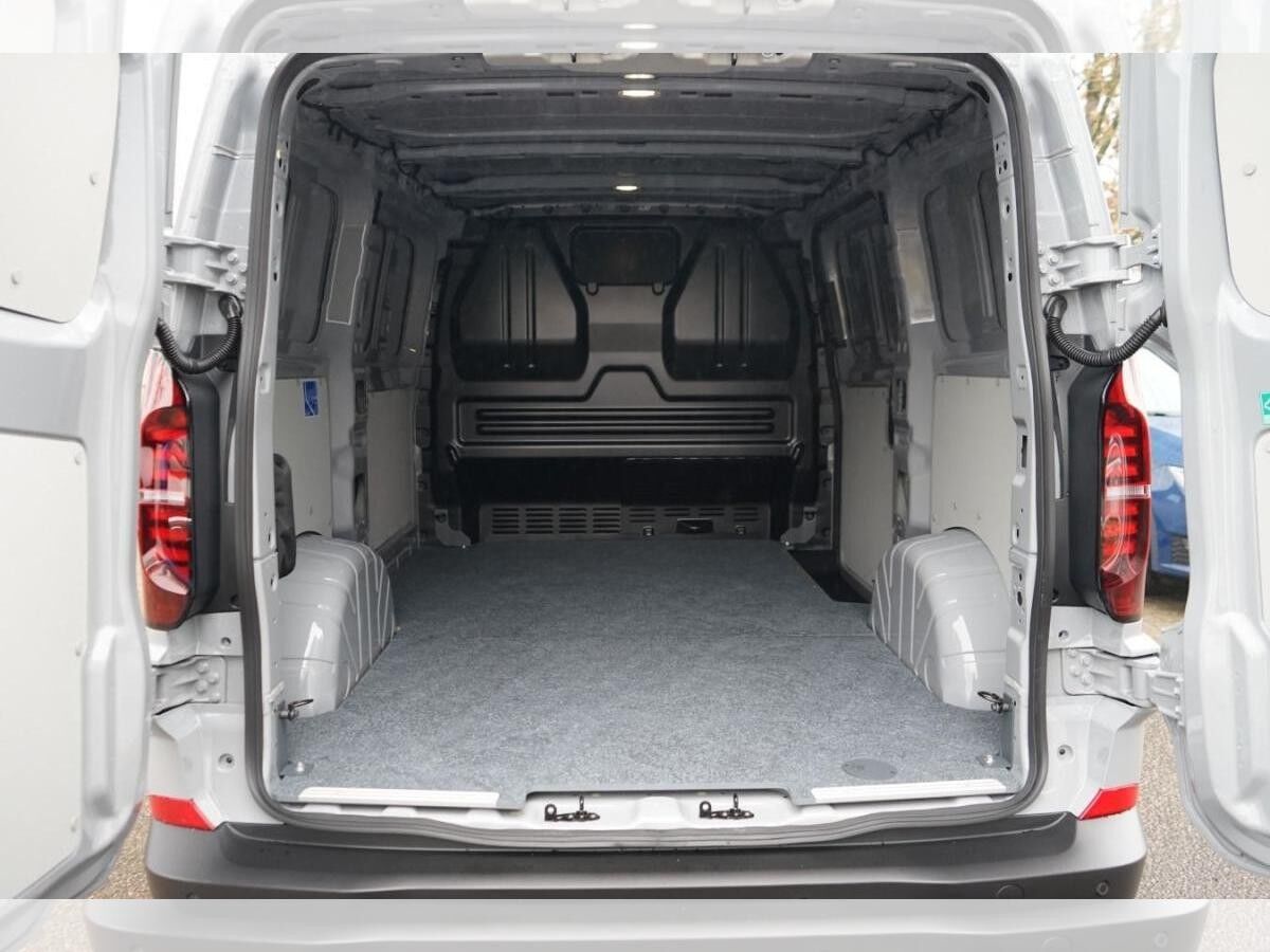 Volkswagen Transporter Kasten 2,0l TDI Autom. 3100mm