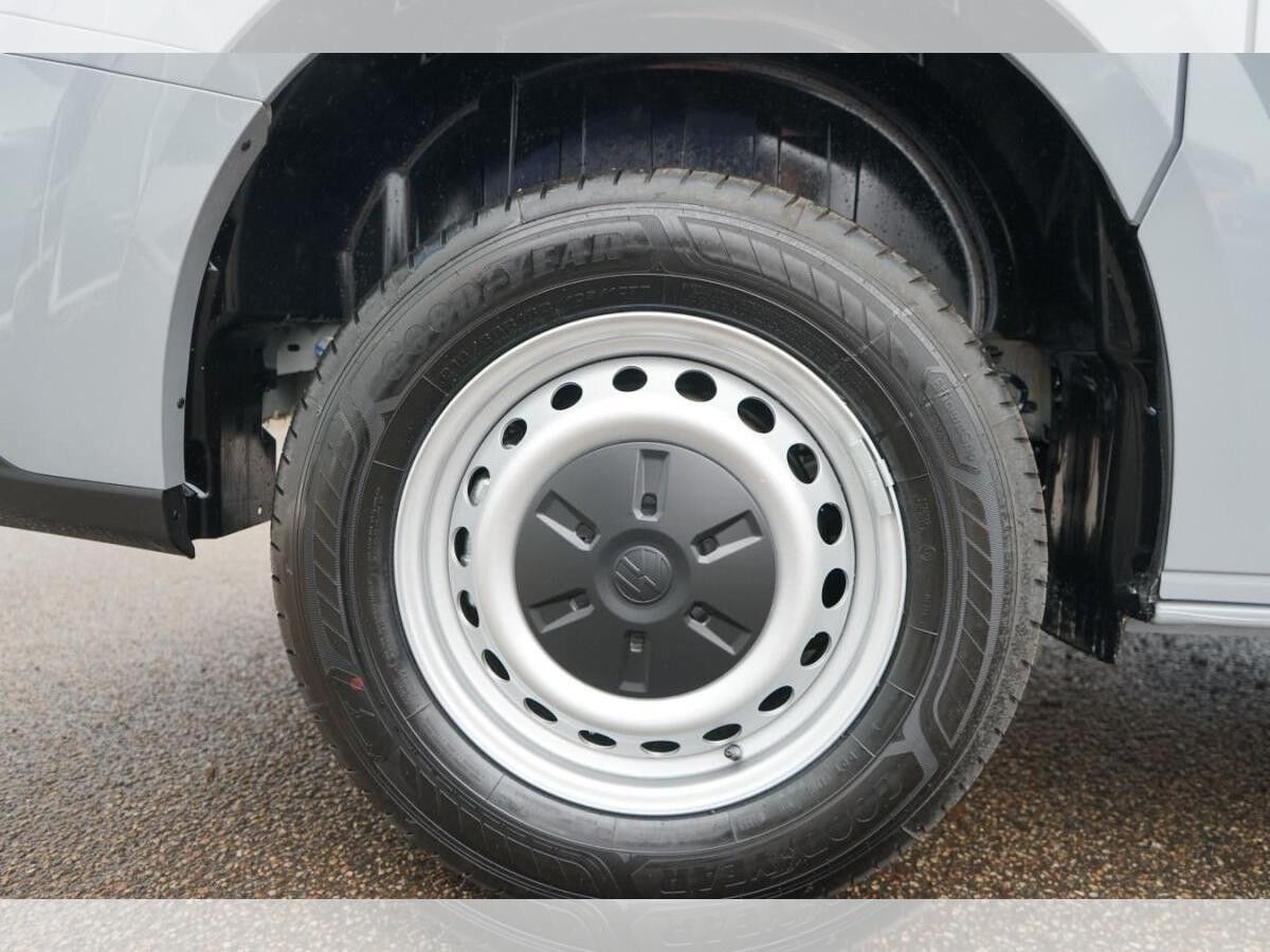 Volkswagen Transporter Kasten 2,0l TDI Autom. 3100mm