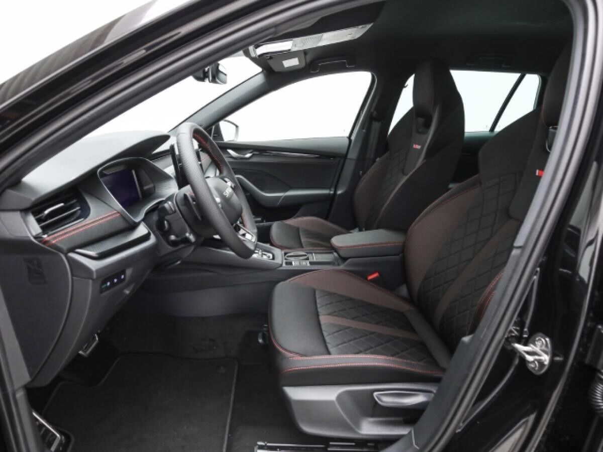 Skoda Octavia Combi RS 2.0 TSI Navi Kamera Matrix