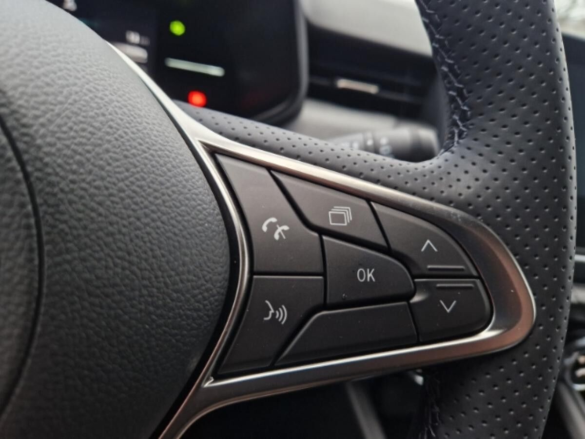 Mitsubishi Colt Plus 1.6 Hybrid Autom.🔥Sofort verfügbar😍❗PDC/NAVI/AppleCarPlay/digit.Cockpit/DAB💥