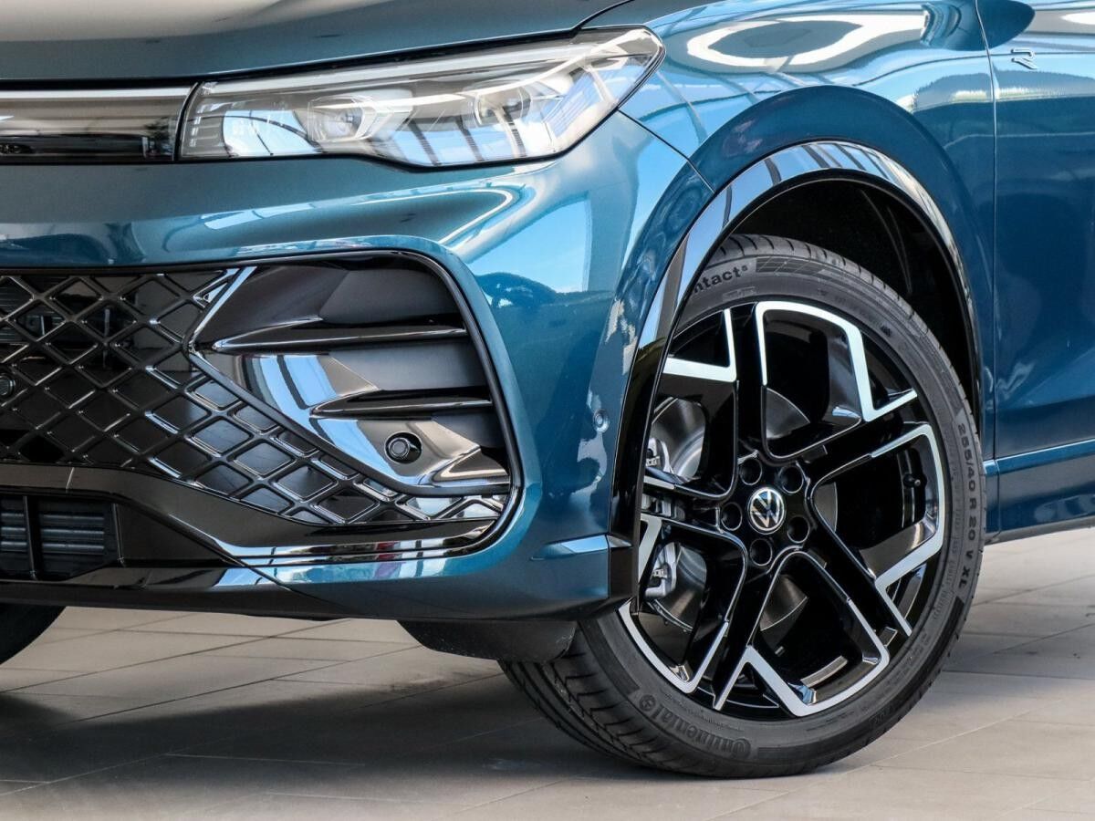 Volkswagen Tiguan R-Line 2.0 TDI DSG AHK Kamera HarmanK. HD-Matrix BlackStyle