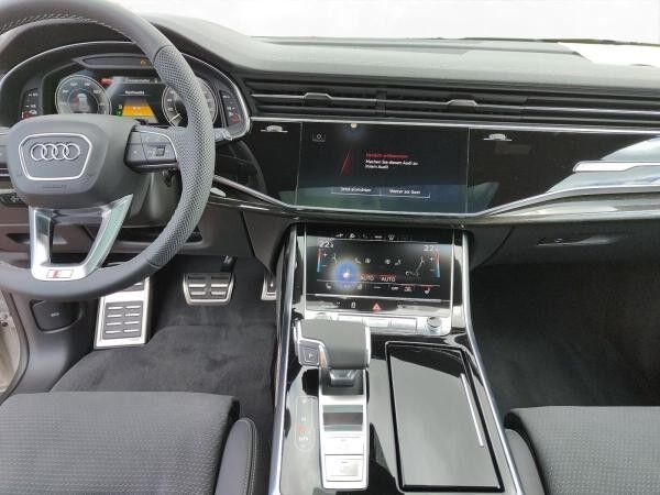 Audi Q8 SUV 55 TFSI e quattro tiptronic