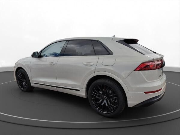 Audi Q8 SUV 55 TFSI e quattro tiptronic