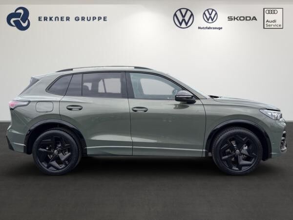 Volkswagen Tiguan 1.5eTSI DSG R-Line AHK+PANO+KEYLESS+NAVI+