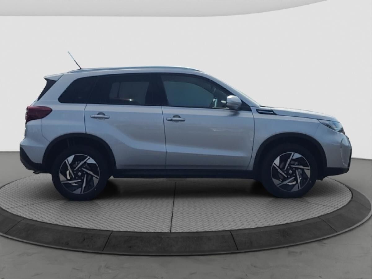 Suzuki Vitara 1.4 HYBRID Comfort+ Navi LED Klimaautom DAB SD SHZ Keyless Entry Keyless Ausparkassistent