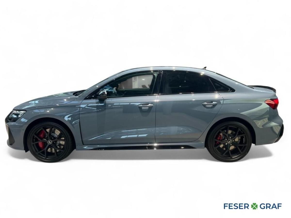 Audi RS3 Limousine Matrix/SportAGA/Vmax280Kmh/360°Cam