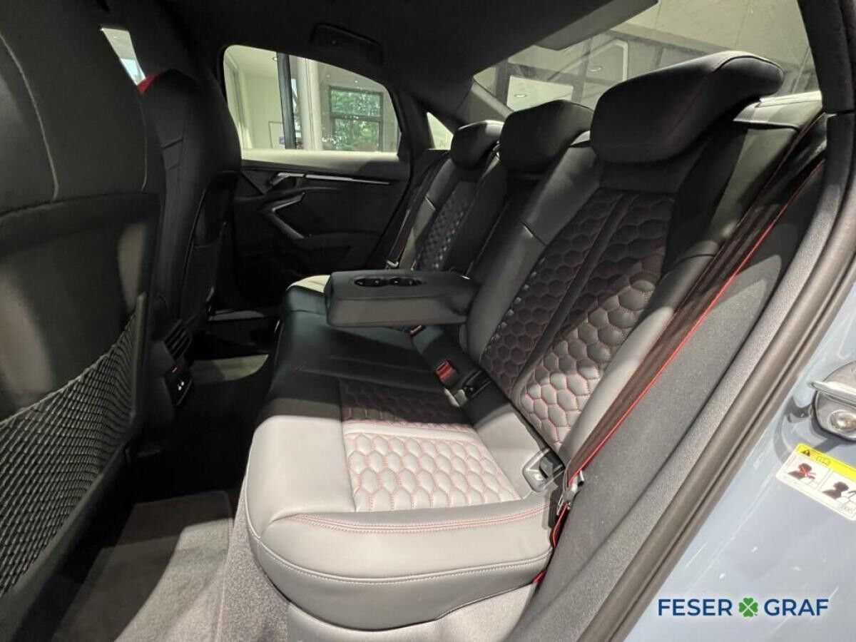 Audi RS3 Limousine Matrix/SportAGA/Vmax280Kmh/360°Cam