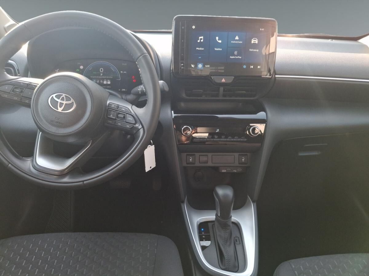 Toyota Yaris Cross 1.5 Business +R Kam+CarPlay+SHZ+LED+