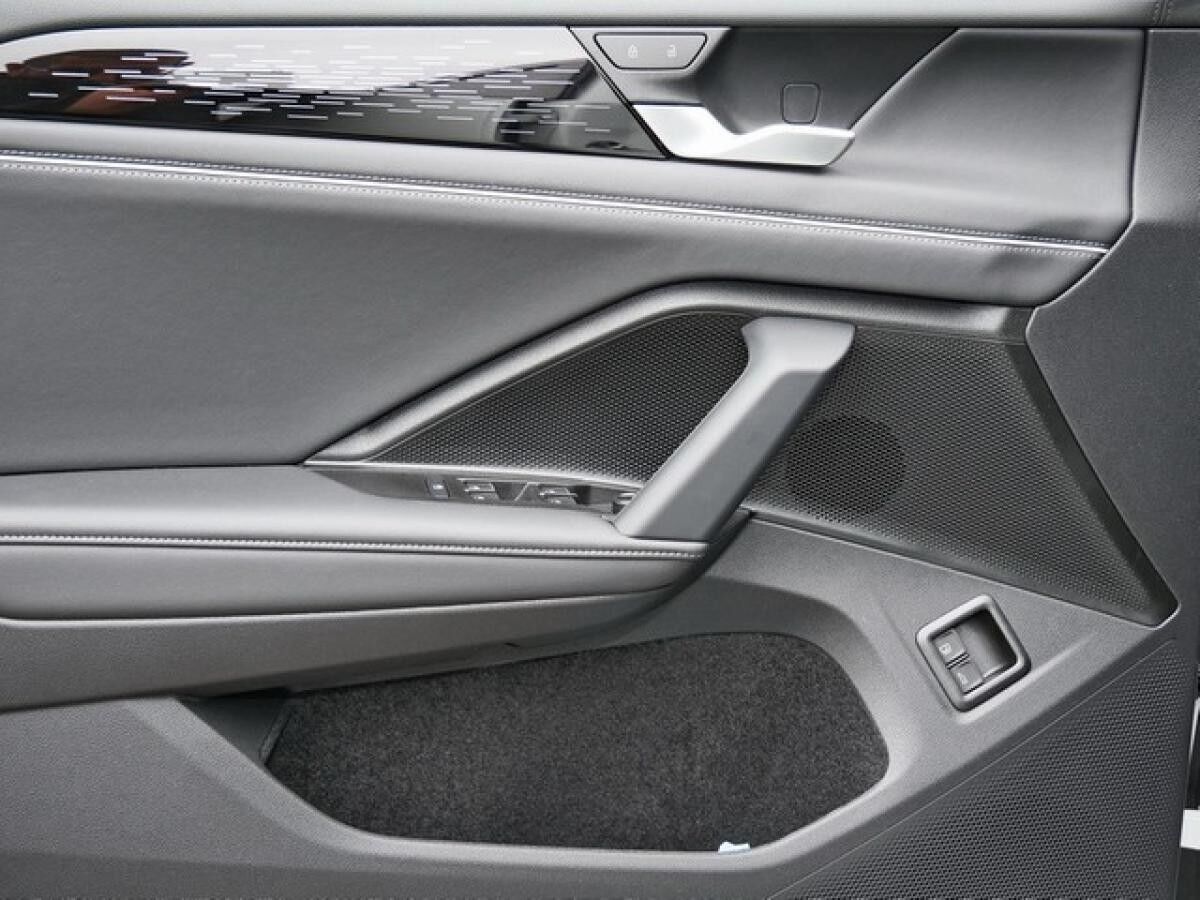 Volkswagen Tiguan 1.5 l TSI eHybrid Elegance /