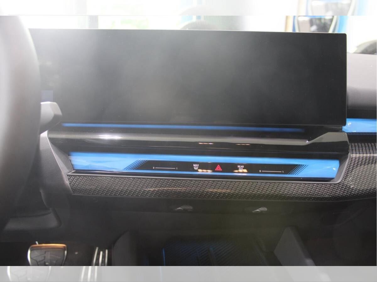 BMW i5 M60 xDrive AKTION:INKL.WRK+M PRO+20 LM+PANODACH+HEAD-UP+ACC+E-SITZ+TRAVEL