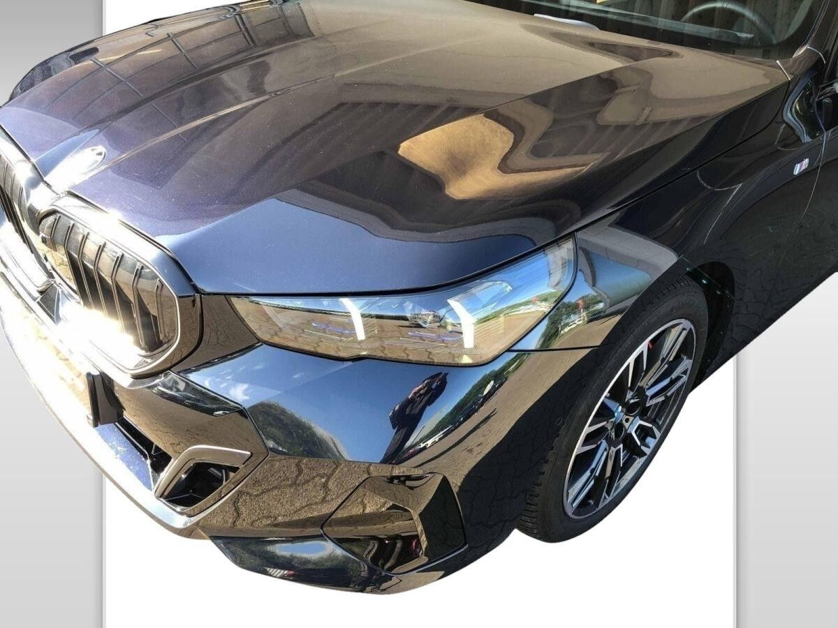 BMW 540 d xDrive Touring AKTION M-PRO STHZ AHK BMW 540 d xDrive Touring AKTION M-PRO STHZ AHK