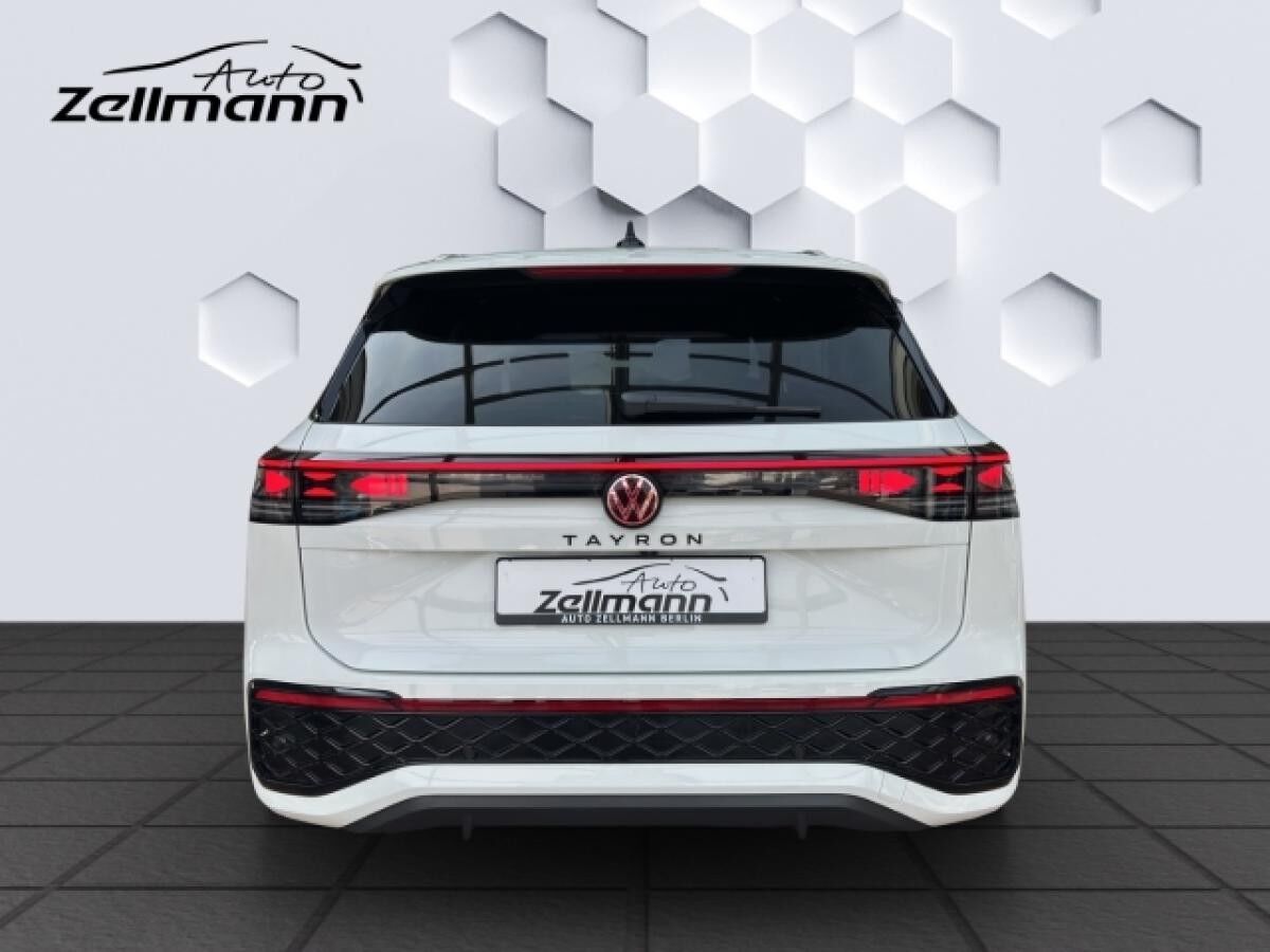 Volkswagen Tayron R-Line 1,5l eHybrid DSG AD AHK Leder Soundsystem Klimaautom SD Verkehrszeichenerk.