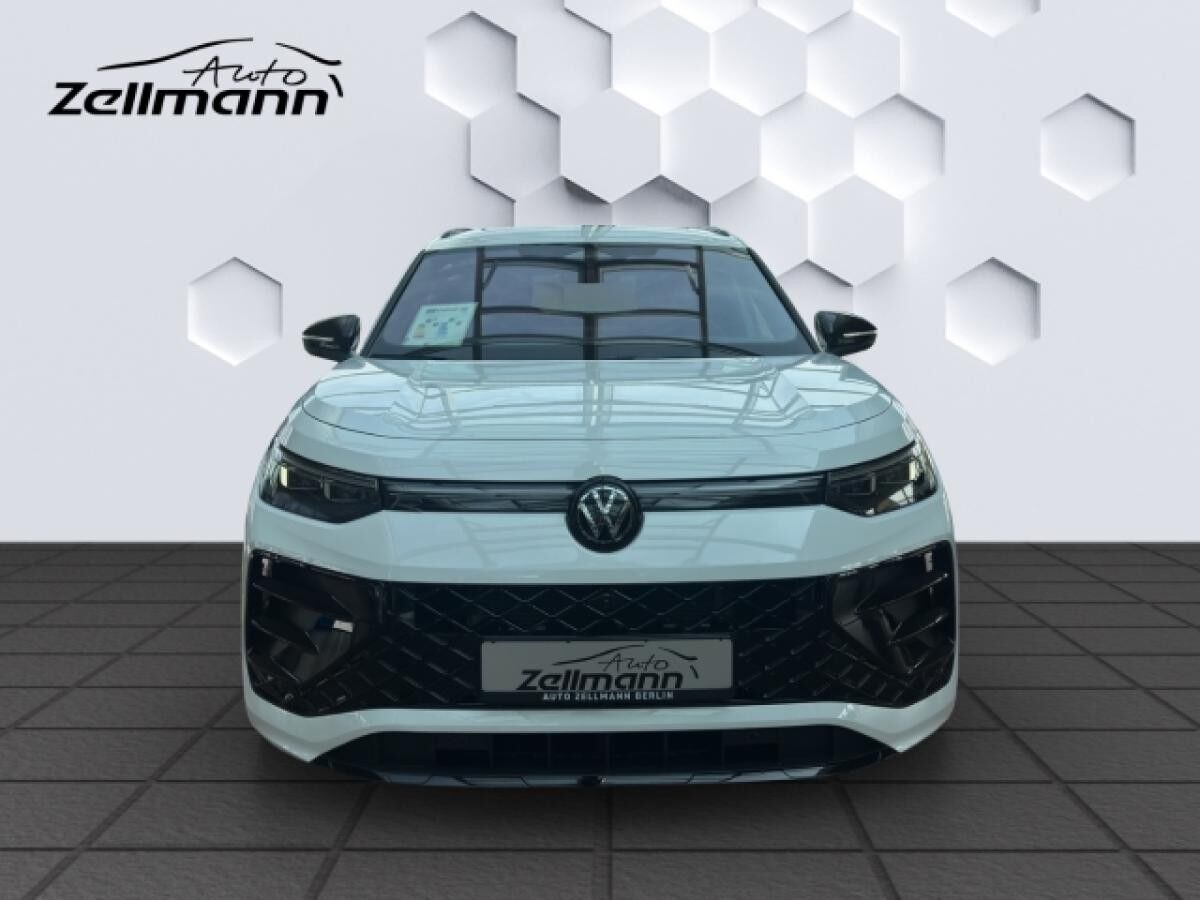 Volkswagen Tayron R-Line 1,5l eHybrid DSG AD AHK Leder Soundsystem Klimaautom SD Verkehrszeichenerk.