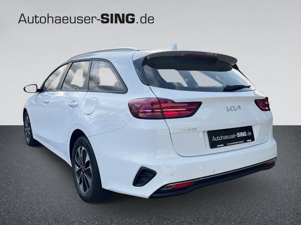 Kia Ceed SW Kombi Automatik Navi SHZ Kamera AppleCar