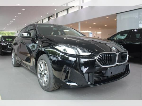 BMW 116 KLIMA.AUTO+17LM+AHK+RÜCKFAHRKAMERA+NAVI+SITZHEIZUNG