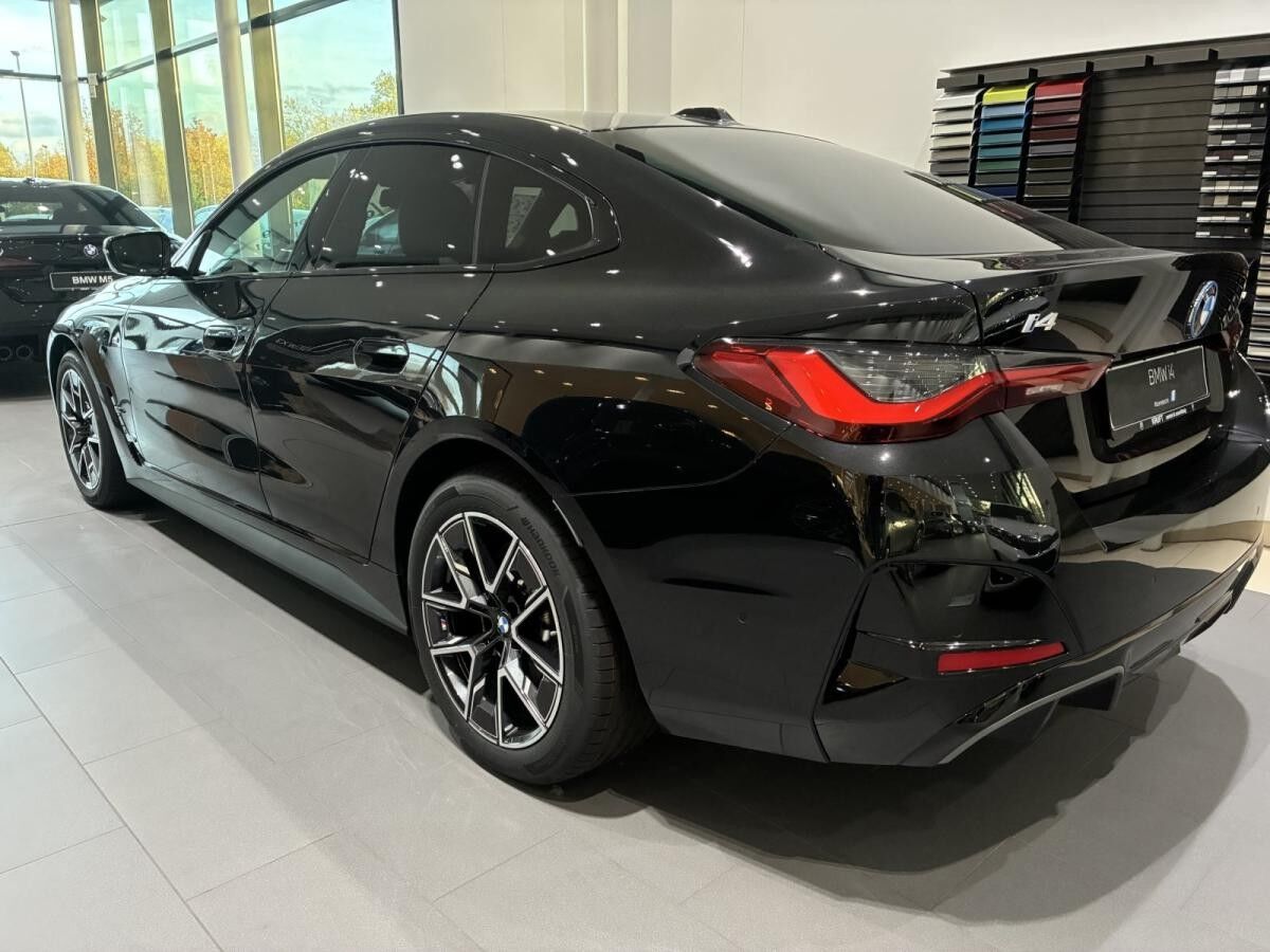 BMW i4 eDrive35 AKTION:INKL.WKR+M Sport+0,25DW+18LM+AHK+HEADUP+COMFORTPAKET