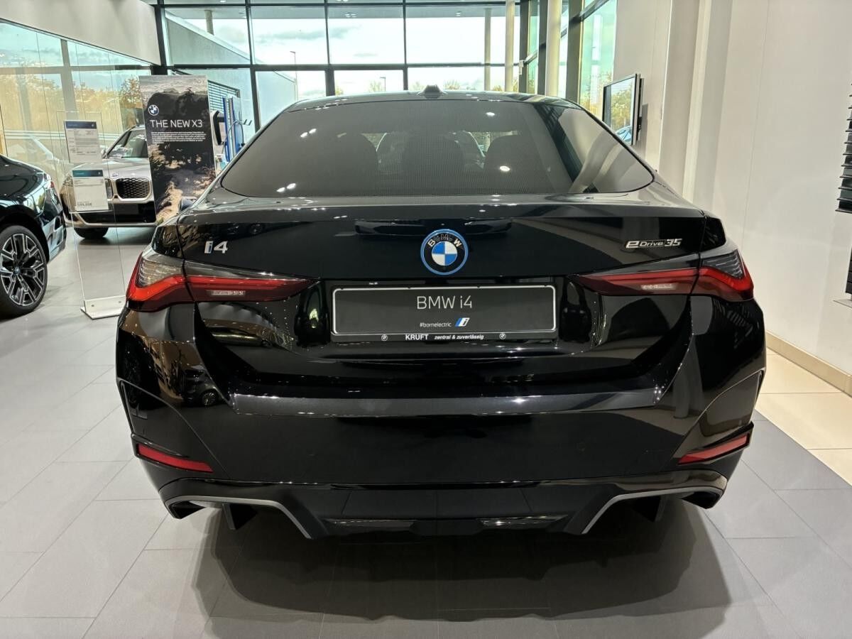 BMW i4 eDrive35 AKTION:INKL.WKR+M Sport+0,25DW+18LM+AHK+HEADUP+COMFORTPAKET