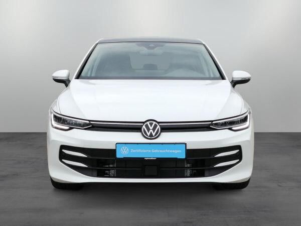 Volkswagen Golf Life 1.5 TSI/ LED, AHK, Pano, PDC, SZH, APP