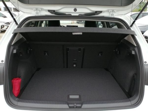 Volkswagen Golf Life 1.5 TSI/ LED, AHK, Pano, PDC, SZH, APP