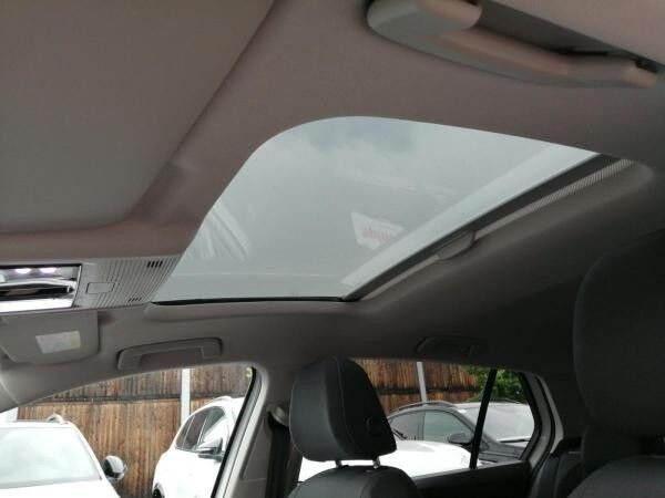 Volkswagen Golf Life 1.5 TSI/ LED, AHK, Pano, PDC, SZH, APP