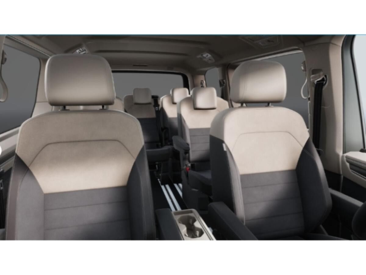Volkswagen T7 Multivan Style Motor 2,0 TDI SCR KÜ AHK Navi StdH LED-Matrix Klima