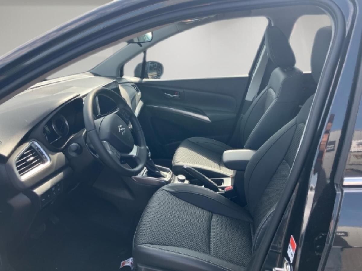 Suzuki S-Cross 1.5 Hybrid Comfort+ Allgrip  Navi*Panoramadach