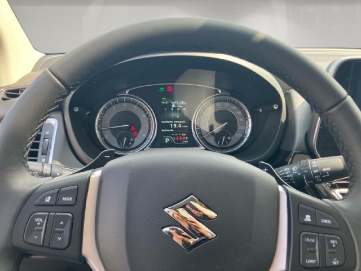 Suzuki S-Cross 1.5 Hybrid Comfort+ Allgrip  Navi*Panoramadach