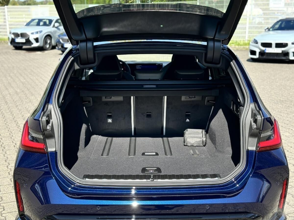 BMW M3 Competition Touring mit M x M Drivers P. Driv. Prof.