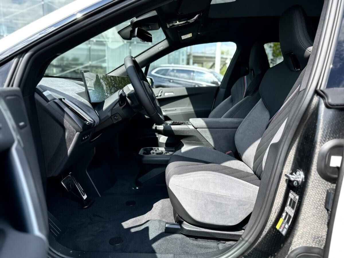 BMW ix xDrive45 M Sportpaket HK HiFi DAB LED RFK