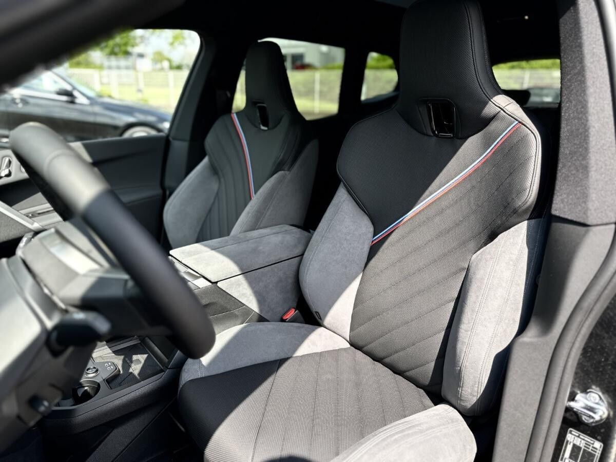 BMW ix xDrive45 M Sportpaket HK HiFi DAB LED RFK