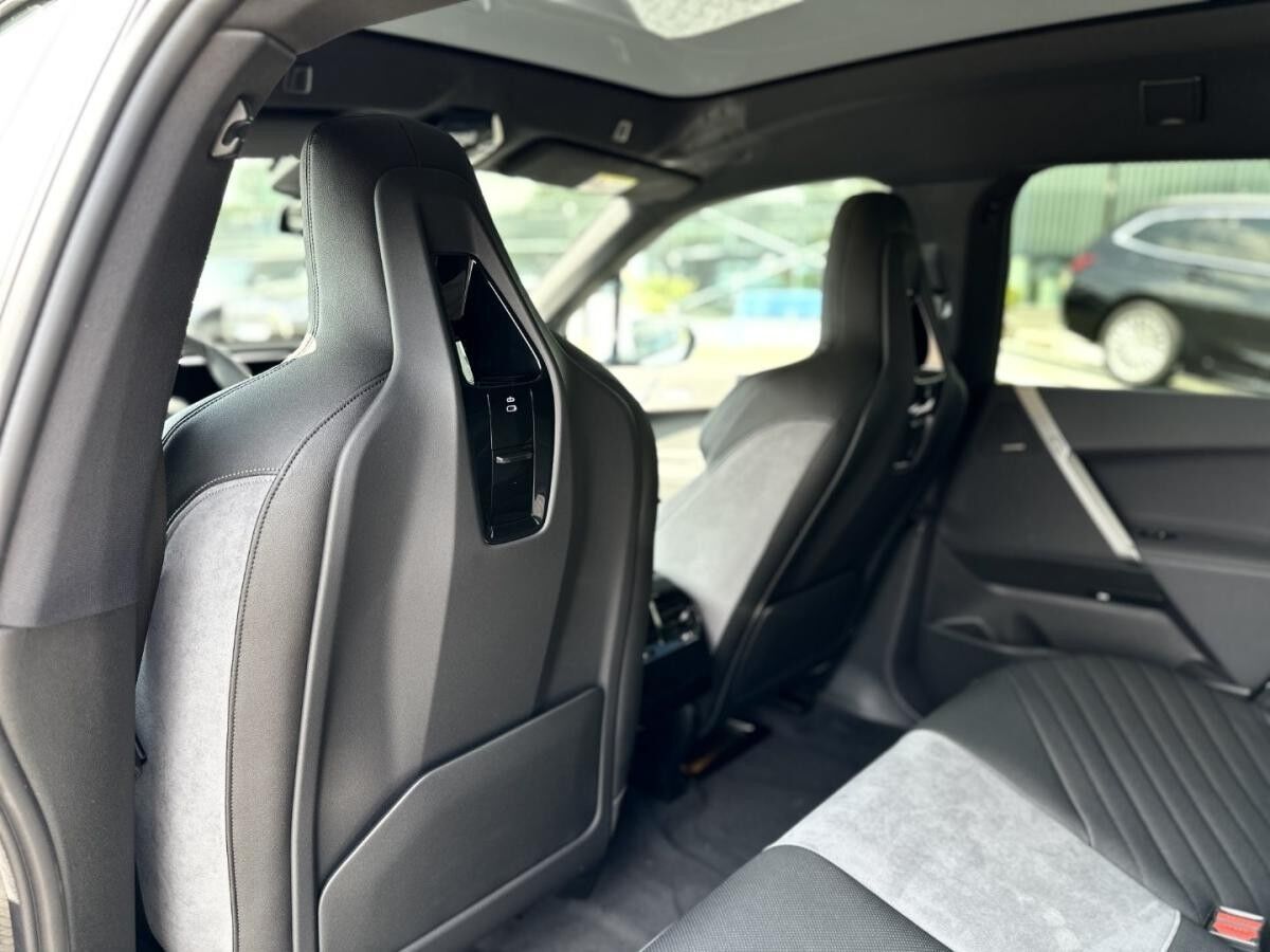 BMW ix xDrive45 M Sportpaket HK HiFi DAB LED RFK
