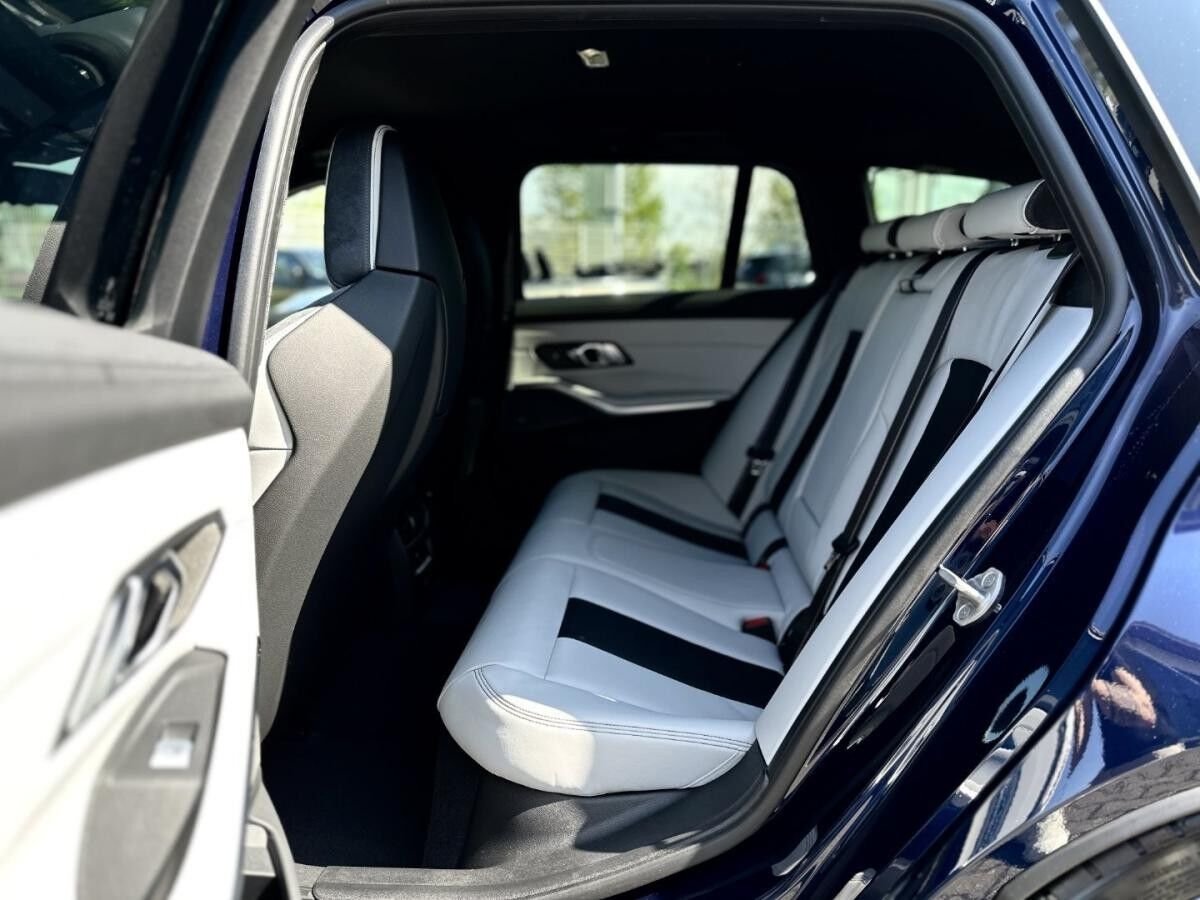 BMW M3 Competition Touring mit M x M Drivers P. Driv. Prof.