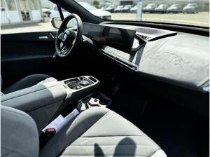 BMW ix iX xDrive45 M Sportpaket HK HiFi DAB LED RFK