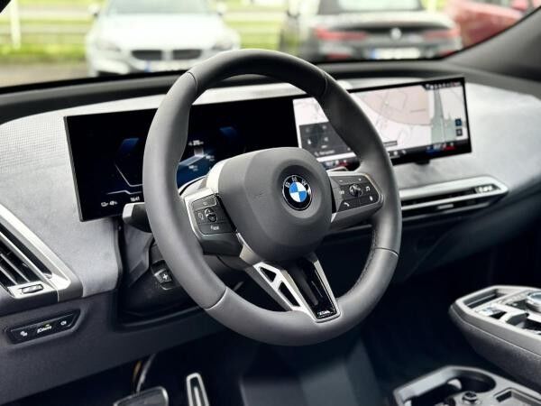 BMW ix xDrive45 M Sportpaket HK HiFi DAB LED RFK