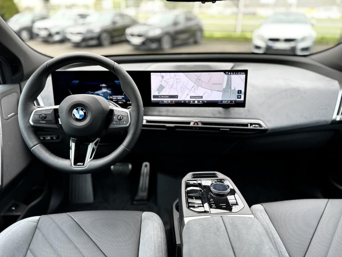 BMW ix xDrive45 M Sportpaket HK HiFi DAB LED RFK