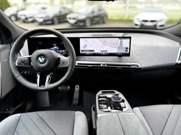 BMW ix xDrive45 M Sportpaket HK HiFi DAB LED RFK