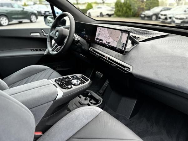 BMW ix xDrive45 M Sportpaket HK HiFi DAB LED RFK