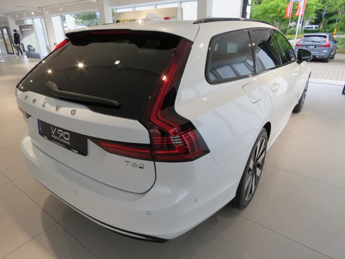 Volvo V90 T6 Recharge AWD Plus Dark