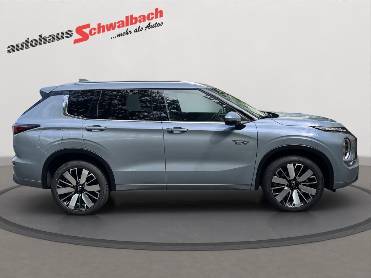 Mitsubishi Outlander 2.4 PHEV TOP  **PRIVATAKTION**