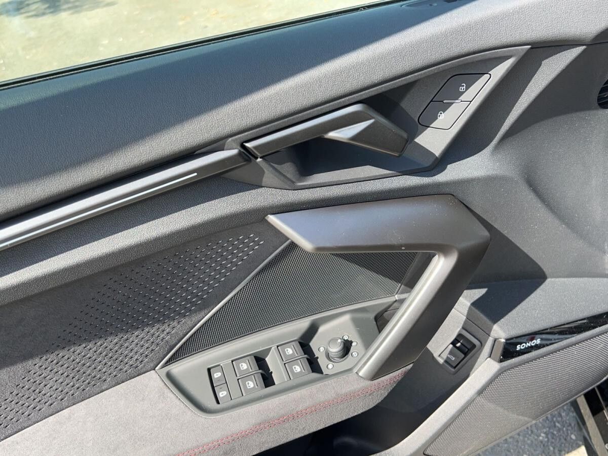 Audi RS3 Sportback S tronic+280 KM/H+MASSAGE Audi RS3 Sportback S tronic+280 KM/H+MASSAGE