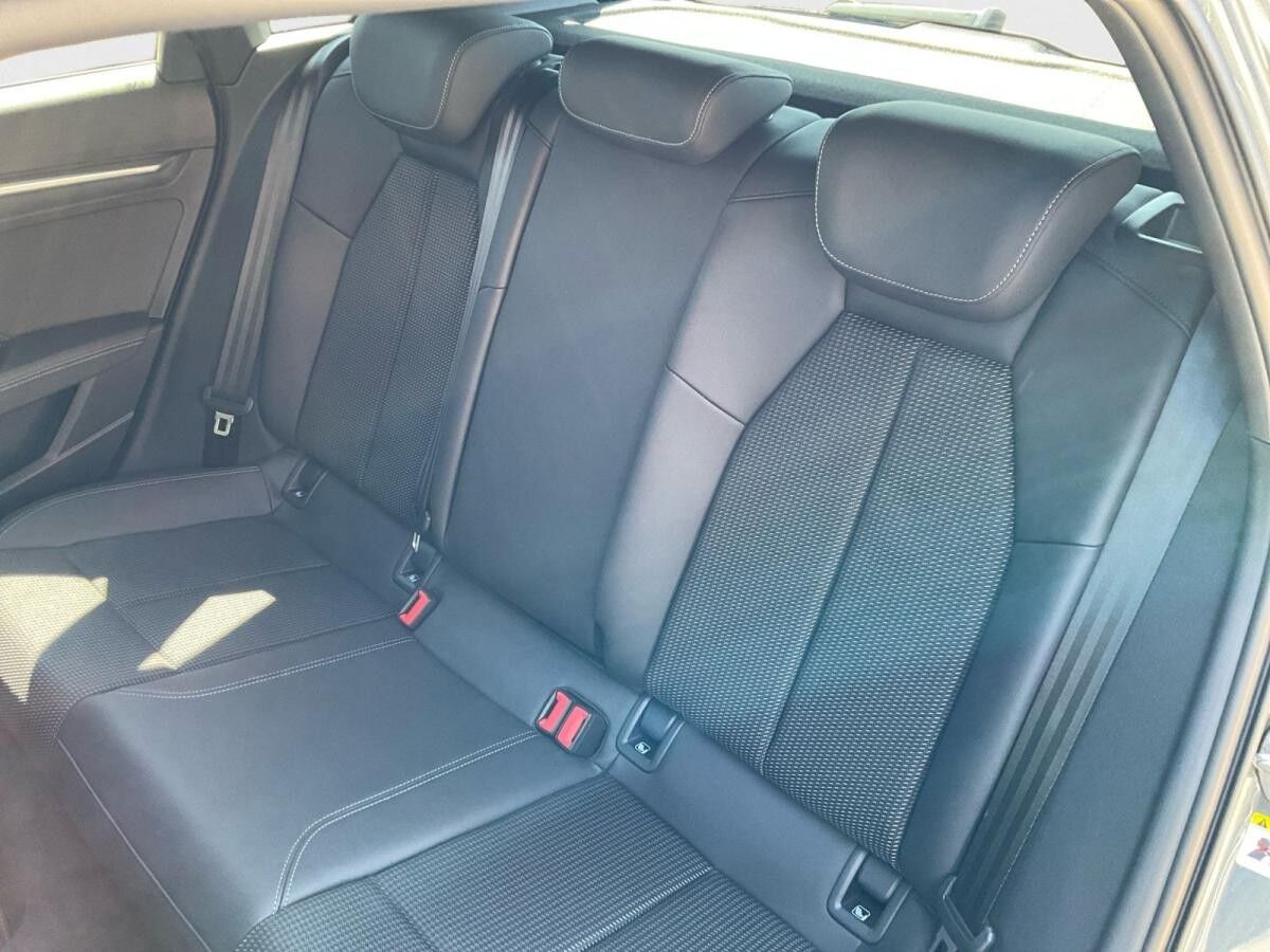 Audi A3 Sportback 40 TFSI e S line Business AHK ACC