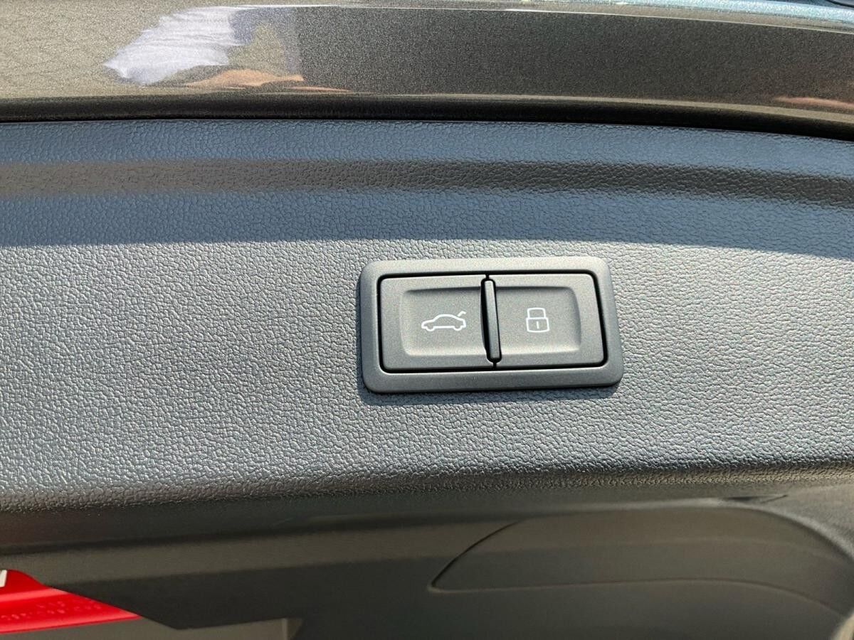 Audi A3 Sportback 40 TFSI e S line Business AHK ACC