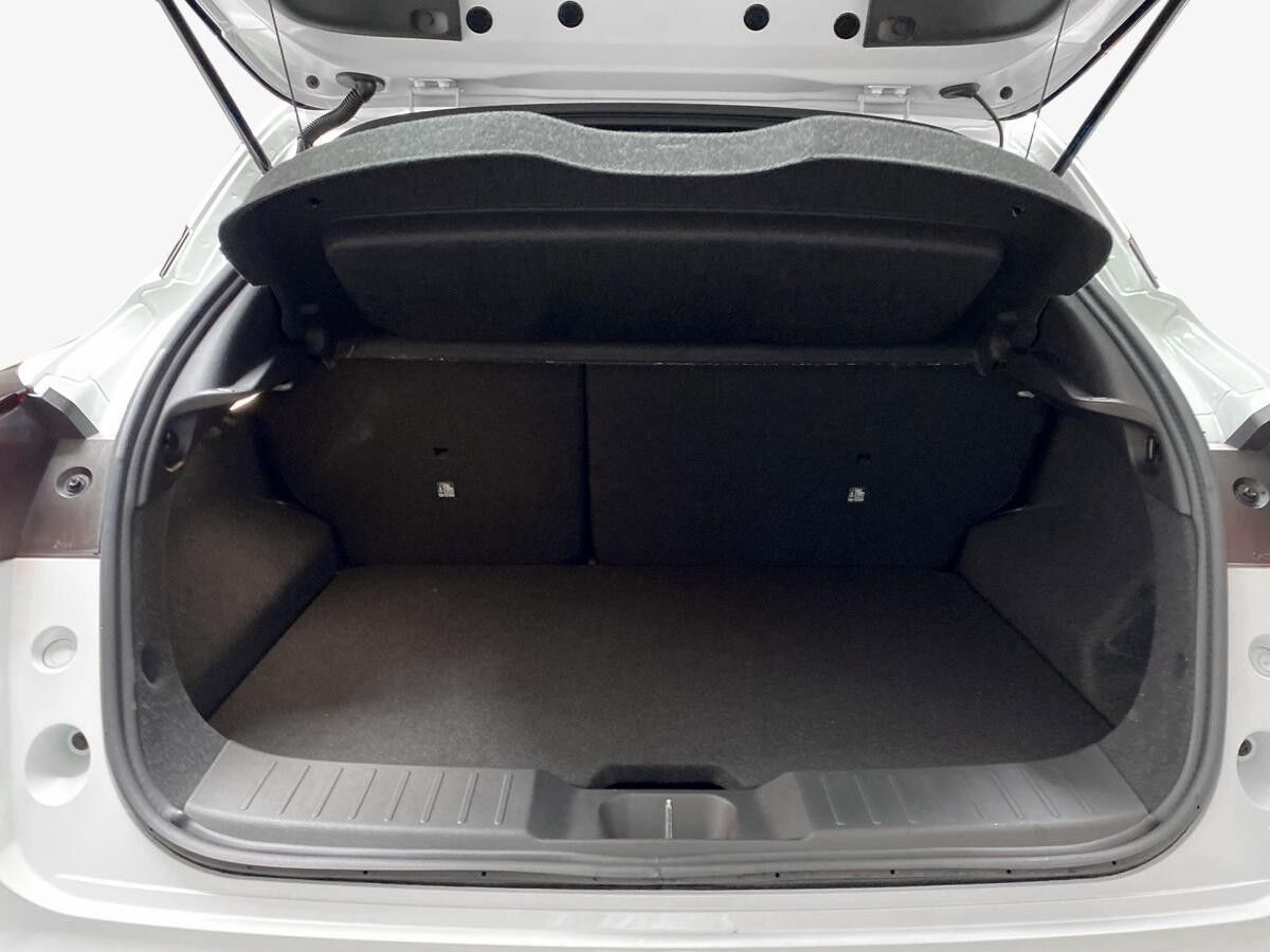 Nissan Juke N-Connecta 1.6 L Hybrid 4AMT Automatik