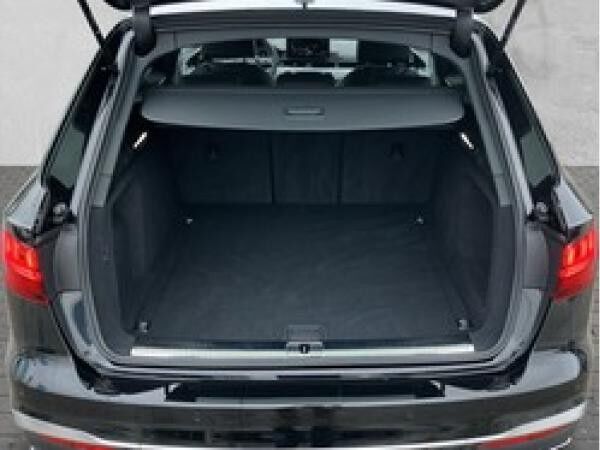 Audi A4 Avant 35 TFSI S-Tronic (8WD)