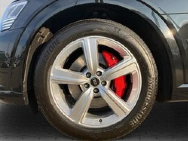 Audi Q8 Sportback e-tron 55 quattro(GET)