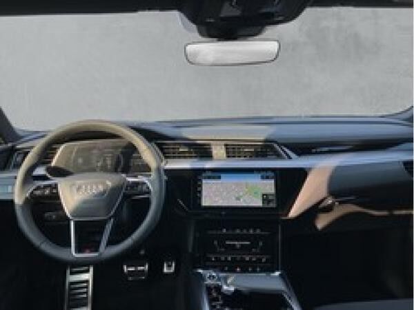 Audi Q8 Sportback e-tron 55 quattro(GET)