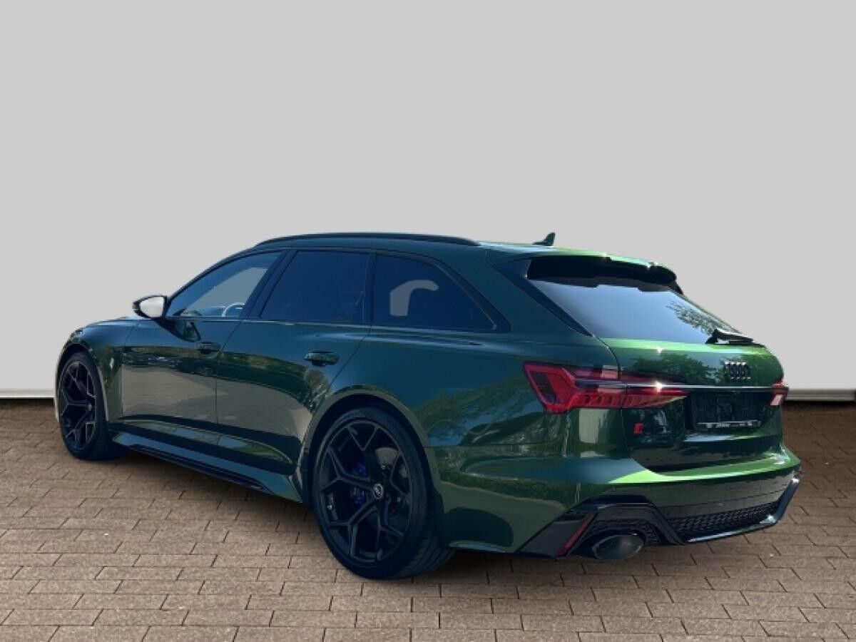 Audi RS6 PERFORMANCE,LASER,PANO,B&O,SPORTABGAS,KERAMIK