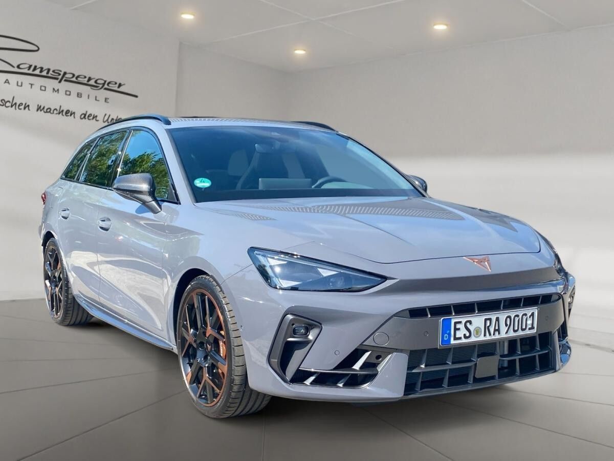 Cupra Leon Sportstourer VZ Extreme 2.0 TSI Matrix/Pano/uvm.