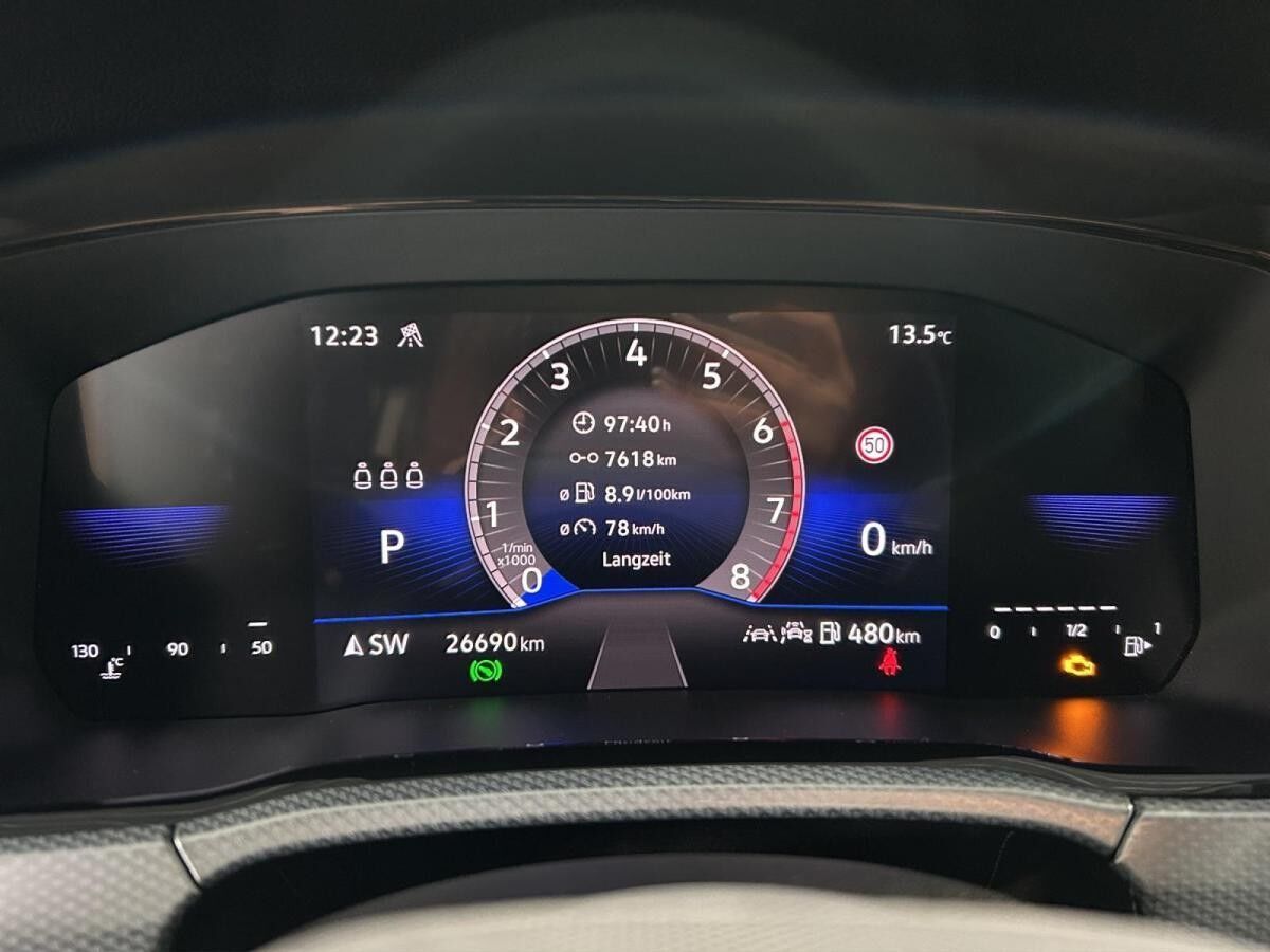 Volkswagen Touran GOAL 1.5 TSI*AHK*CAM*IQ-LIGHT*DSG*SHZ*ACC